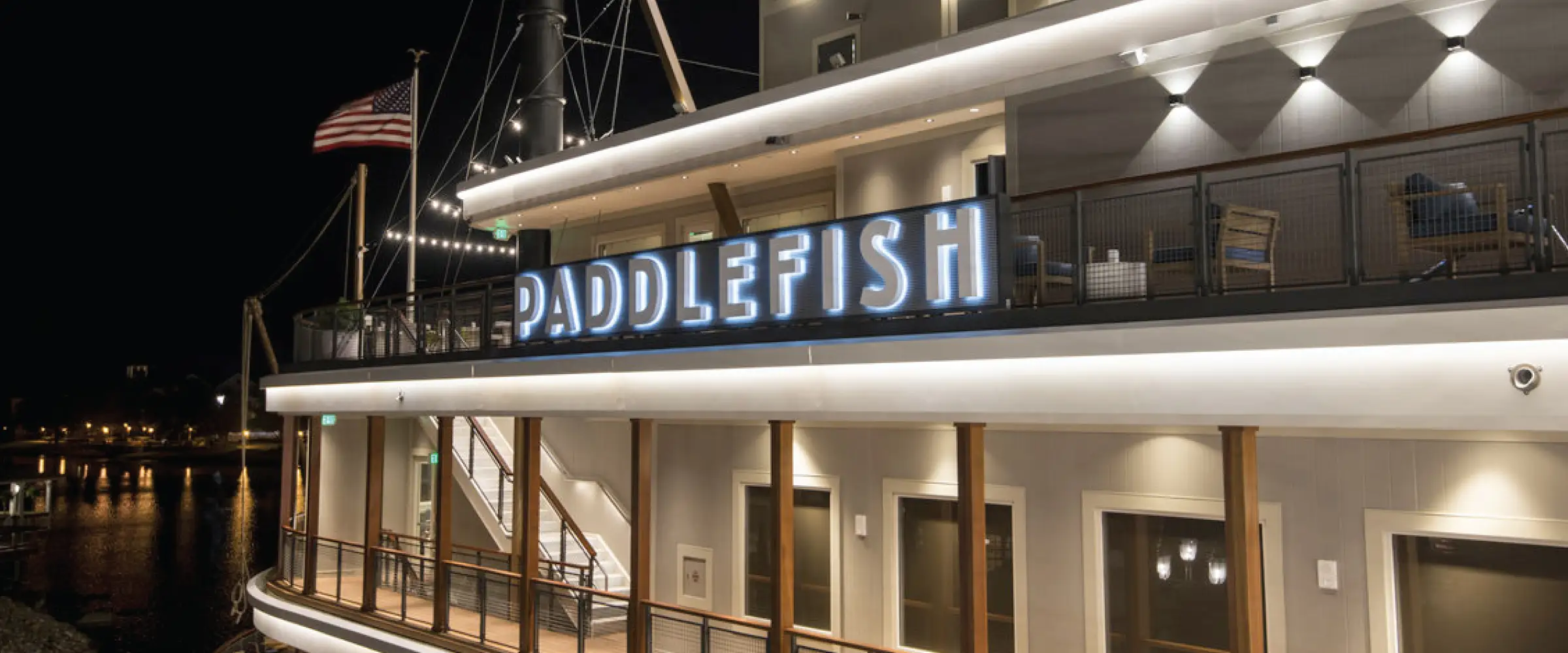 exterior of Paddlefish boat - Mobile