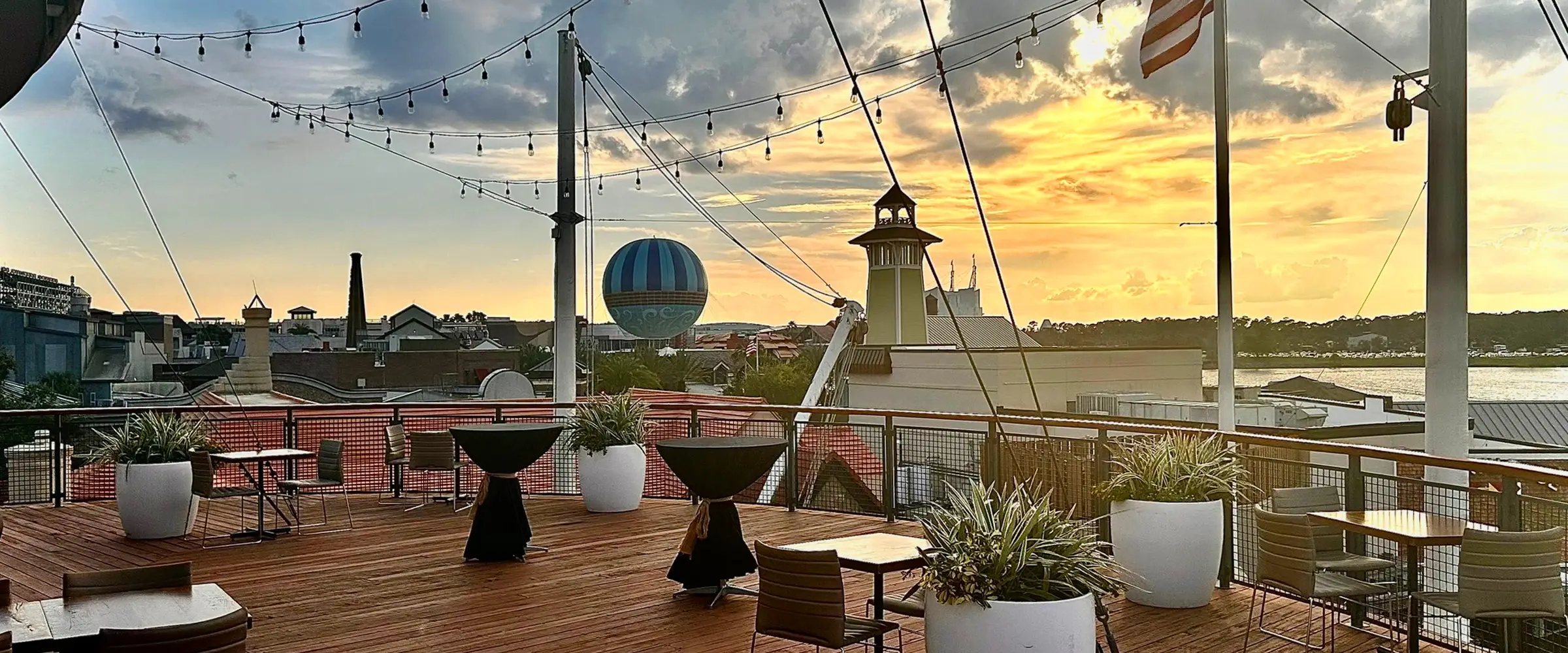 view from the deck of Paddlefish - desktop version